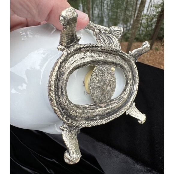 Vintage Stylebuilt Silver Tumbler And Soap Dish Set Ivy Leaves Pattern Heavy!! - Picture 12 of 12